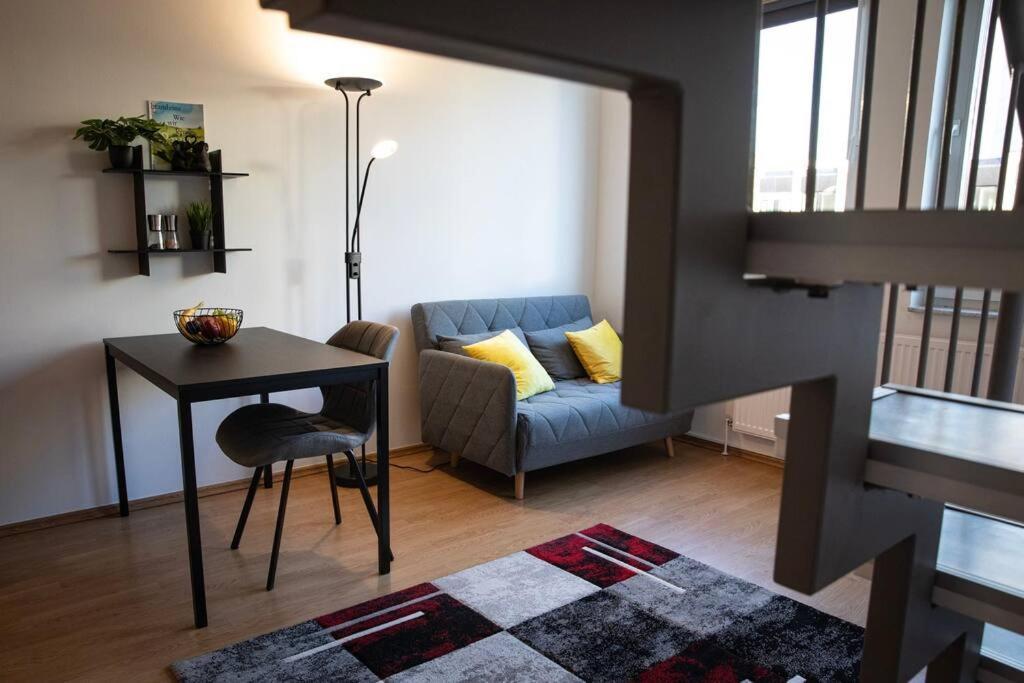 Loftcharakter Auf 2 Etagen - Zentral In Essen! Apartment