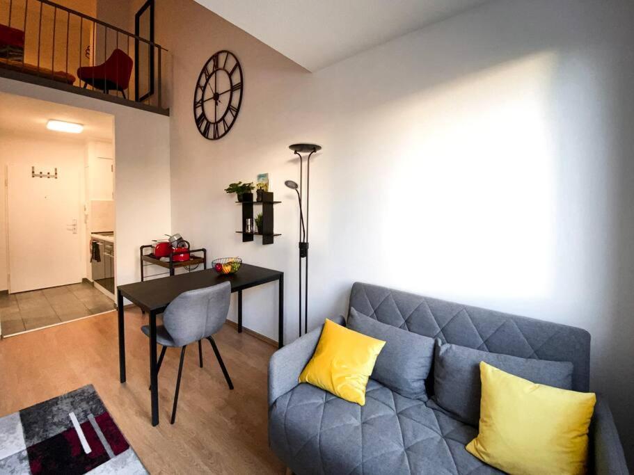 Apartment Loftcharakter Auf 2 Etagen - Zentral In Essen! *
